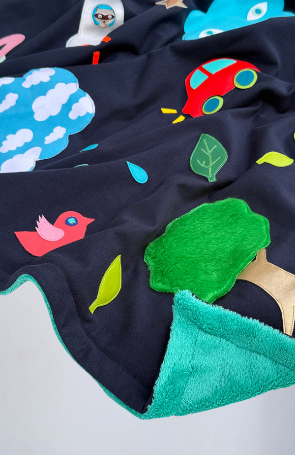 Baby blanket with handmade patterns and name embroidery - VOJIN